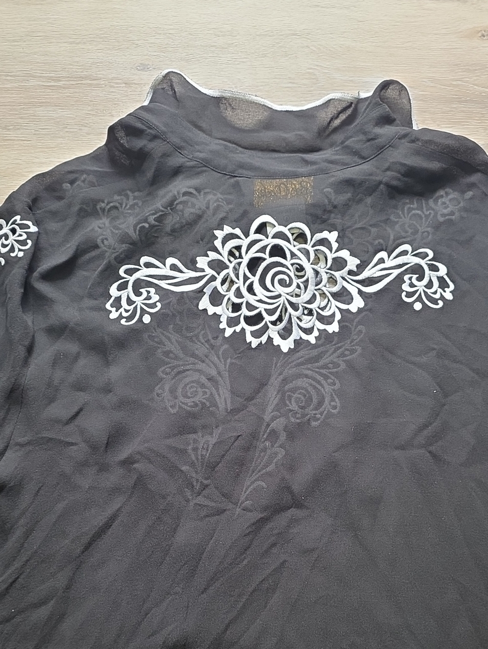 VNTG Womens Bob Mackie Wearable Art 100% Silk Embroidered Western Blouse Sz 1X - Picture 11 of 16